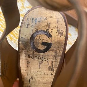 G by guess wedges with gold buckles